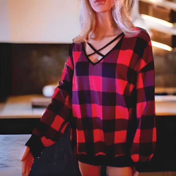 Buffalo Plaid l V-Neck l Long-sleeve top l SHEIN Curve 2X l Red Purple Black - Picture 1 of 5